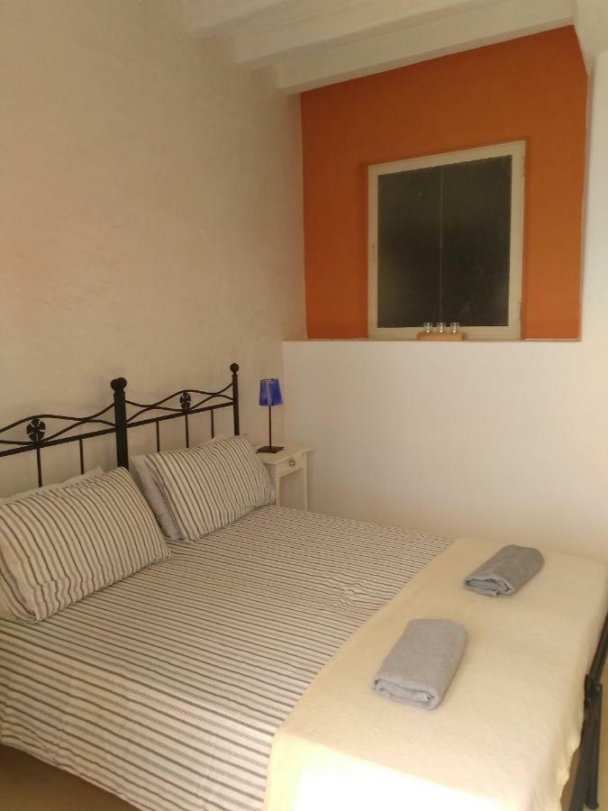 Alicudi Giardino Dei Carrubi- Al Gradino 365 Bed & Breakfast ภายนอก รูปภาพ